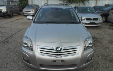 TOYOTA AVENSIS   QI  2006