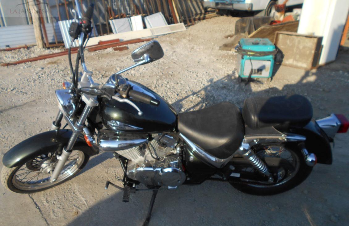 Rent Suzuki Intruder 250cc Motorbikes in Corfu