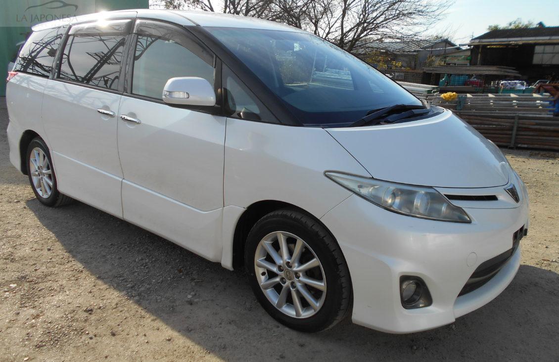 Toyota estima 2010
